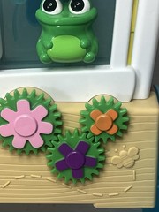 Little Tikes Learn & Play Look & Learn Window Toy Toddler Baby Sounds Pretend