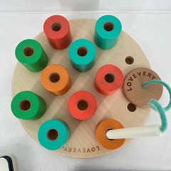 Lovevery Montessori Stacking Toy Looker Play Kit Guide Play Date Book Bundle