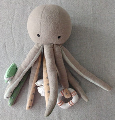 Crate & Kids Sea Life Octopus Baby Activity Toy-CRATE & BARREL 12″ Gray