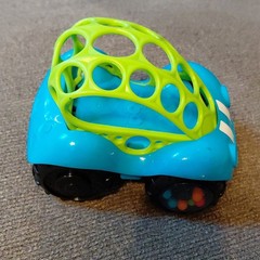 Oball Rollin’ Car Baby Toy, Blue/Green/Black, Model 81510, 0+ Months