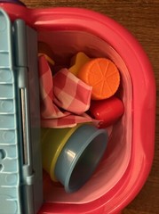 LeapFrog Shapes & Sharing Picnic Basket Pink Kids Toys Shapes Learning Toy Color