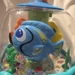 New Playright Aquarium Push & SpinColorful Spinning Fishes 6M+ Baby Toy