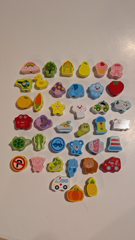 39 Montessori Wooden Lacing Beads Toys for Toddlers,Educational Stringing