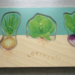 LOVEVERY Community Garden Vegetable Puzzle From The Pioneer PlayKit 16-18 months