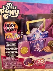 Hasbro ~ My Little Pony Musical Melody Radio 20 Figure Playset + bonus DVD NEW!