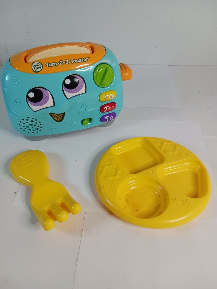 Leap Frog Yum 2 3 Toaster + Accessories Lights Sounds Developmental Toy 2019