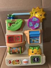 Fisher Price Laugh & Learn Peek and Play Busy Garden EUC Works Great