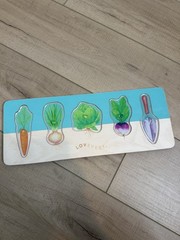 Lovevery Community Garden Puzzle Realist Play Kit 19-21 Months Montessori Toy