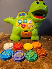 VTech Chomp and Count Dino 8 Coins Works Great Pristine Dinosaur Learning Works