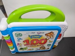LeapFrog Learning Toy Bundle Scout Remote + 100 Words Book