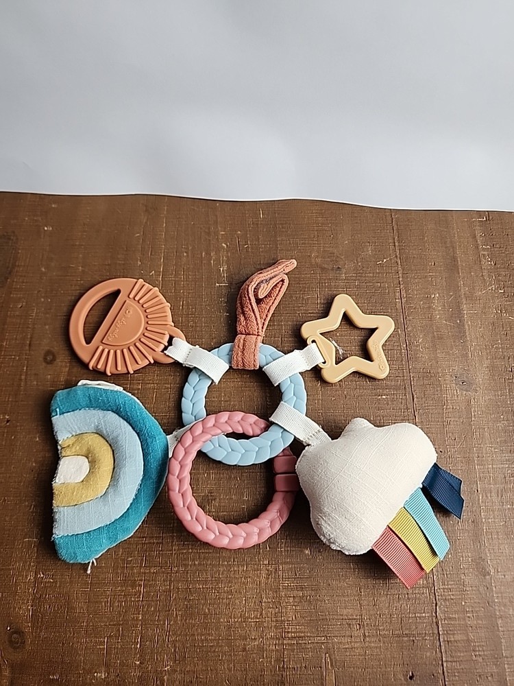 Itzy Ritzy Bitzy Bespoke Jingle Baby Travel Toy Rattle Cloud 0 months+