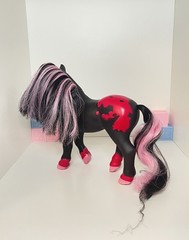 Breyer Horses Color Changing Bath Toy | Jasmine the Horse | Black / Pink…