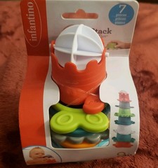 Infantino Stack O’ Fun Activity Toy – 7 Piece Stacking Cups, 9+ Months