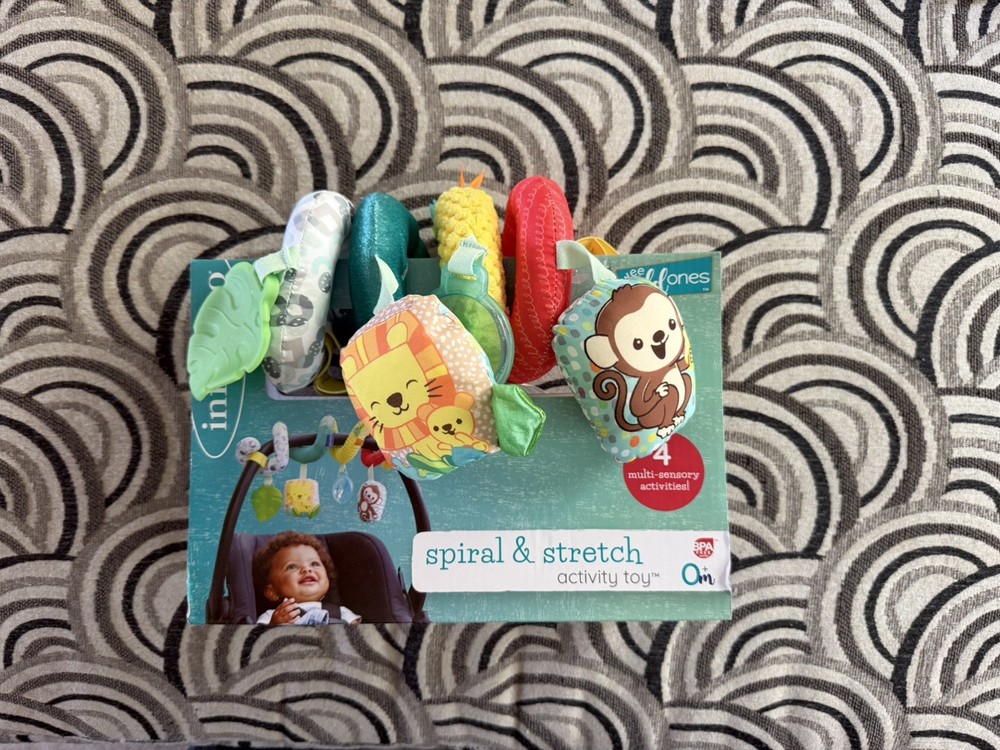 Infantino Spiral Stretch Baby Stroller Car Seat Activity Toy Lion Monkey Sensory