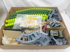 241Pcs Dinosaur Track, Skull Tunnel with Smoke, Light & Sound, Flexible Track