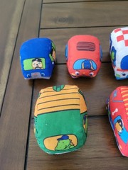 Melissa & Doug Baby Lot Of 7 Take Along Town Soft Cars Rattle Crinkle Squeak Toy