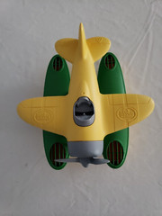 Green Toys Seaplane RECYCLED PLASTIC USA Floatplane POOL BATHTUB 9″