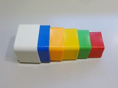 Vtg Baby Toddler NESTING STACKING CUBE BUILDING TOY 6 Small Plastic Square 1″ 2″