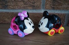 BABY Toy LOT Oball Set O BALL Black Mickey Mouse & Pink Minnie Mouse Car Grip To