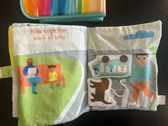 Lovevery Soft Sensory Tactile Book + Silicon Small Book Toy Folder With Pictures