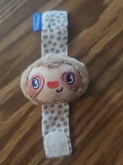 Infantino Baby Unisex Plush Sloth Adjustable Wrist Rattle Developmental Toy