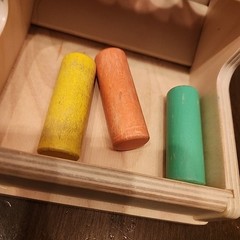 Lovevery Wooden Peg Drop The Thinker Play Kit Baby 11-12 Months Montessori Toy