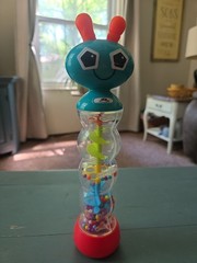 Bug Rainmaker Rattle Mirror 10 Chewy Antennas Multicolor Kids Toy