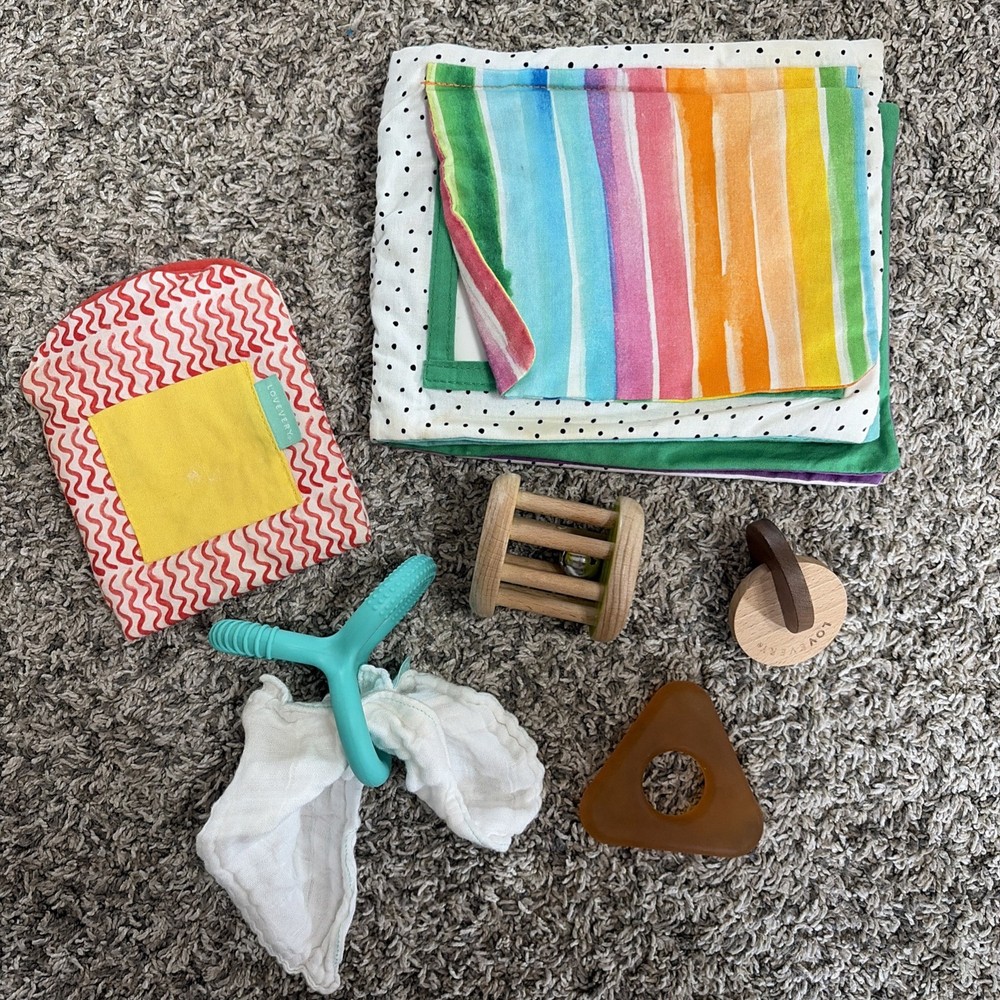 Lovevery The Charmer Play Kit 3-4 Months Montessori Baby Toy Set USED