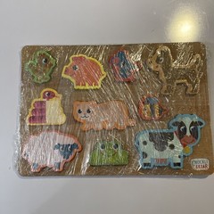 Chuckle & Roar Wooden Animal Puzzle wooden toddle puzzle gift great shape