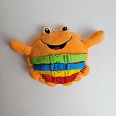 BUCKLE TOY Barney Crab Learning Plush