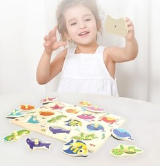 Educational Sea Creature Wooden Peg Puzzle for Toddlers – 11 Bright Pieces