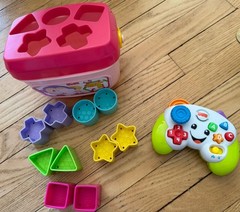 Fisher Price Laugh & Learn/Game & Learn Controller and Shape Sorting Toy Lot