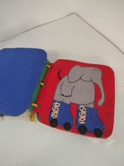 Vtg Cloth Handmade Quiet Busy Book Vogue Interactive Zoo Animals COMPLETE