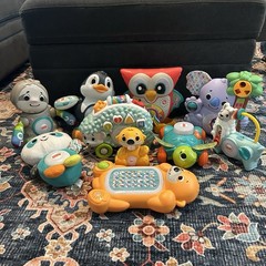 Fisher Price Linkimals Lot Sloth Koala Turtle Otter Owl Llama Penguin Hedgehog