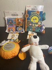 Lot Of 4 Halloween Baby Infant Toys Books Peanuts Snoopy Woodstock Target Nwt
