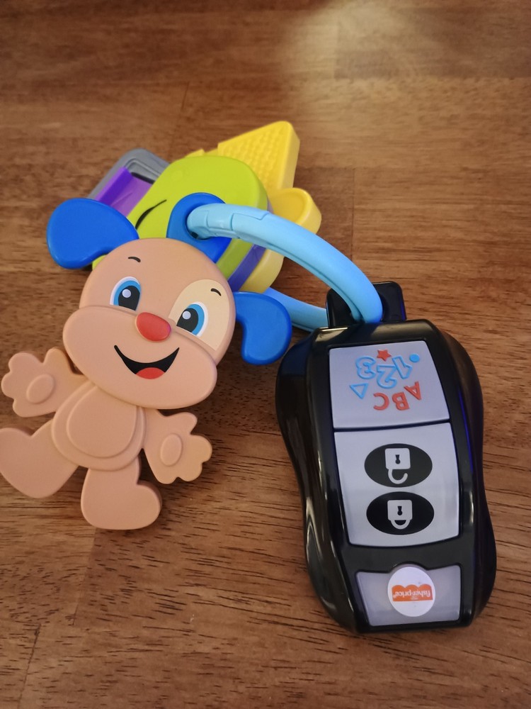 Fisher-Price Laugh & Learn Play & Go Keys Puppy Baby Toy Lights Sounds 6-36M