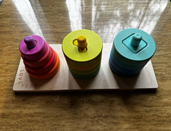 Lovevery Stack and Slide Wooden Stacking Toy Multicolor Shapes 25350001