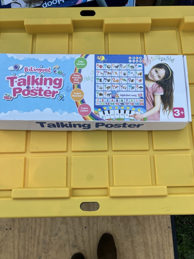 New Bilingual Spanish/English Electronic Talking Poster Ages 3+