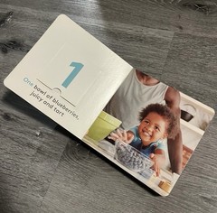 Lovevery Board Book – Making Muffins – Infant Toddler Baby Helper Play Kit