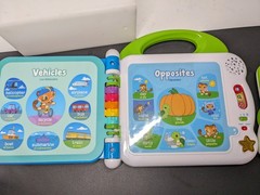 LeapFrog Learning Toy Bundle Scout Remote + 100 Words Book