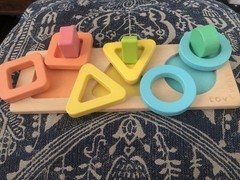 Lovevery Geo Shapes Puzzle Wooden Montessori Shape Sorter 18-24M NEW