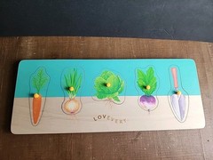 Lovevery Community Garden Vegetable Puzzle from Adventurer Play Kit 16-18 Months