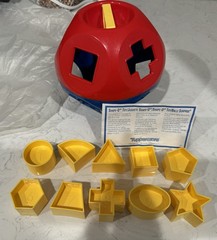 TUPPERWARE Shape- O Ball Toy BRAND NEW