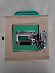 Lovevery Lock Box The Realist Wood Latch (19-21 Mo) Montessori Educational