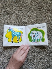 Vintage Gerber Squeaky Plastic Picture Book, Animals Theme 0-6 Months Toy