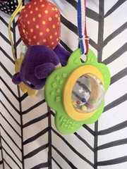 Mamas & Papas Multicolor Hanging Rattles Car Seat Wrap Hanger Baby Toy 6041