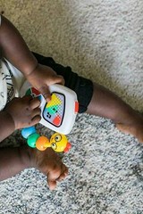 Baby Einstein 7-Melodies Take Along Tunes +3-Months Baby Musical Toy