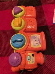 Vtech Roll and Surprise Animal Train Pop Up Animal Ages 6-36 Months Tested Works