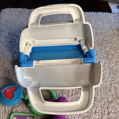 FIsher Price Laugh & Learn Sing Along Med Doctor Bag With Accessories, Batteries