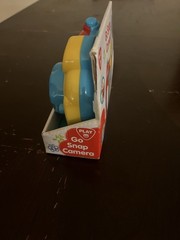 PlayGo Go Snap Camera Activity Toy Red Yellow Blue 12m+ Hand-Eye Coordination